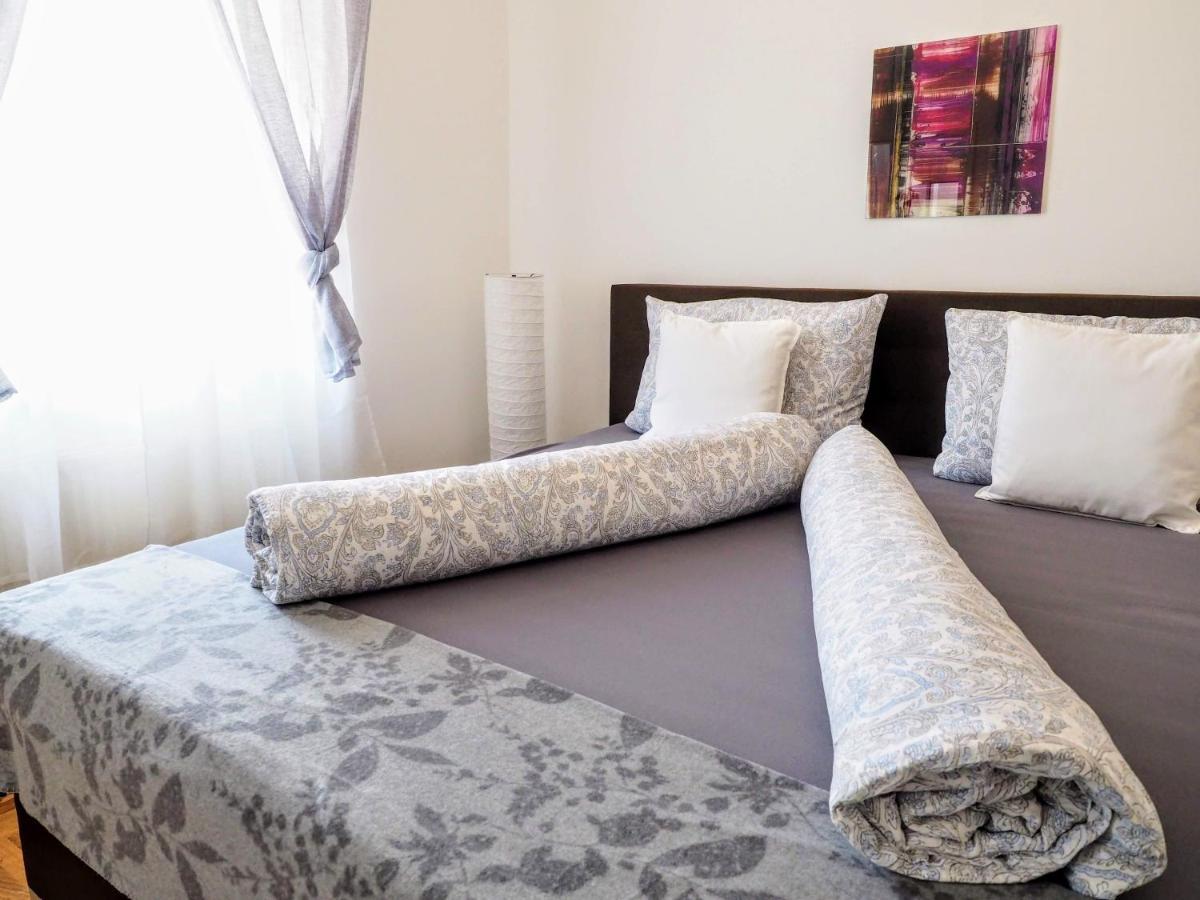 City Villa Schoenbrunn Apartments - Contactless 24H Check-In Wien Eksteriør billede