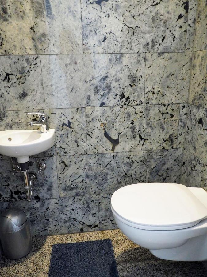 City Villa Schoenbrunn Apartments - Contactless 24H Check-In Wien Eksteriør billede