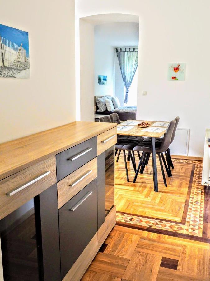 City Villa Schoenbrunn Apartments - Contactless 24H Check-In Wien Eksteriør billede