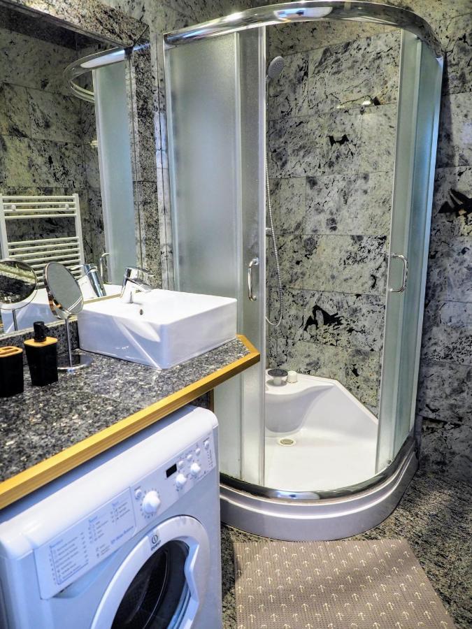 City Villa Schoenbrunn Apartments - Contactless 24H Check-In Wien Eksteriør billede
